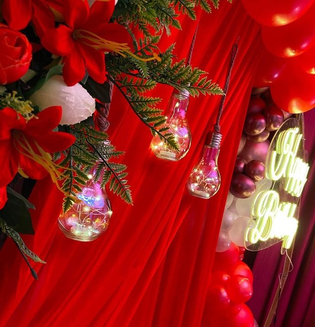 Love Theme Elegant Decoration For Your Partner On This Valentine'S Day  Visit Bycol.In | Anniversary Decoration | Surprise Birthday Decoration |  Couple Surprise Decoration
