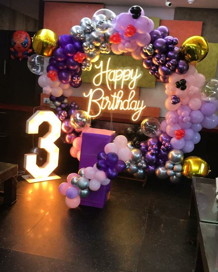 Birthday & Anniversary Surprise Party | Visit  | Don't Worry Events  | Birthday Decoration at home | Anniversary Surprise Party | Surprise  Anniversary Party | Unique Party Deocration | Chrome Balloons Decoration |